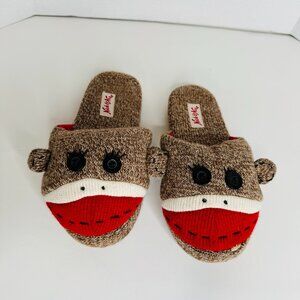 Nick & Nora Sock Monkey Slippers House Shoes Womens S 5-6 Flawed Left Toe 17730;